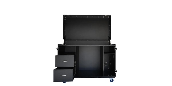 Flight Case - STREAMING