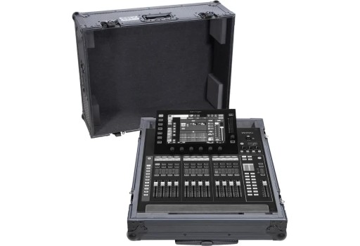 BEHRINGER WING Compact c/ Flight Case